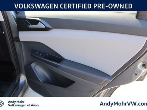 Used 2023 Volkswagen Taos SE FWD image 23