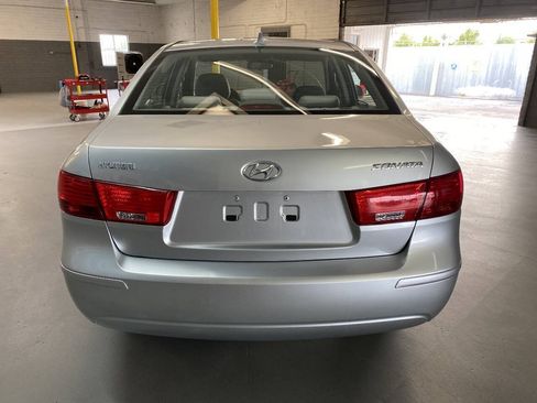 Used 2009 Hyundai Sonata GLS w/ Popular Equipment Pkg 2 FWD image 4