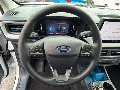 New 2025 Ford Maverick XLT image 26