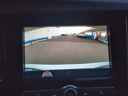 Certified 2022 Buick Encore Preferred image 14