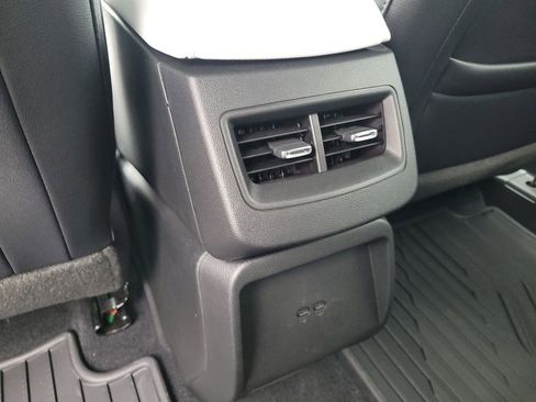 New 2026 Chevrolet Equinox EV LT image 20