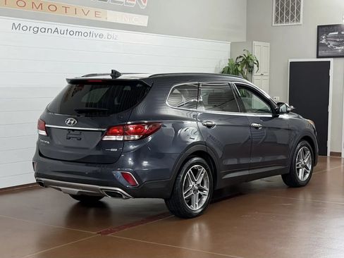 Used 2017 Hyundai Santa Fe AWD image 3