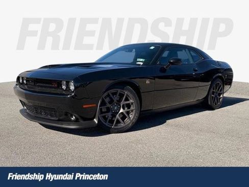 Used 2019 Dodge Challenger R/T Scat Pack image 1