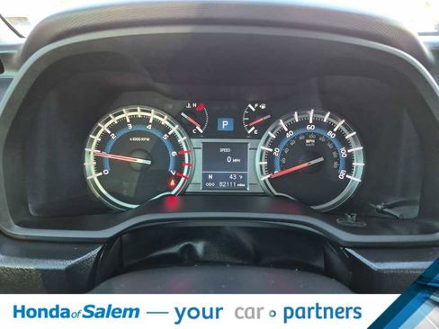 Used 2016 Toyota 4Runner Limited image 18