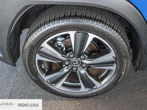 Certified 2024 Lexus UX 250h FWD image 8