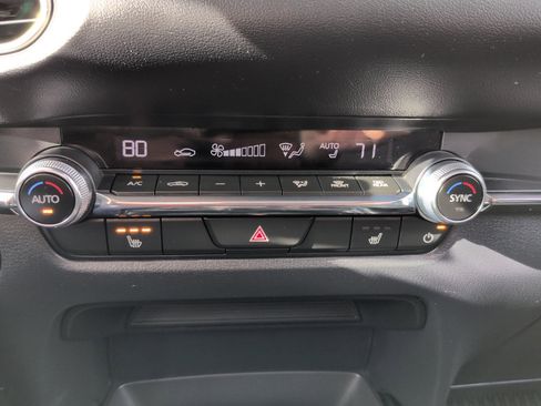 Certified 2025 MAZDA CX-30 AWD 2.5 S w/ Premium Package image 27