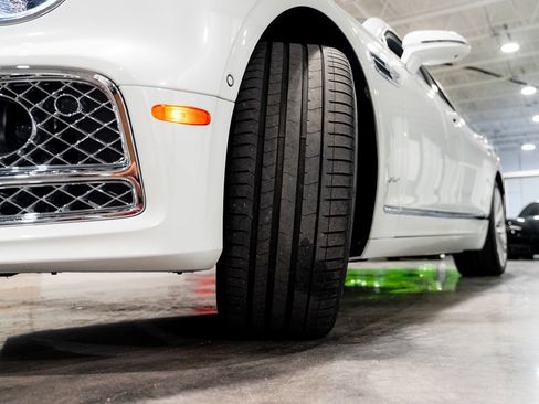 Used 2023 Bentley Flying Spur W12 AWD/4WD image 91