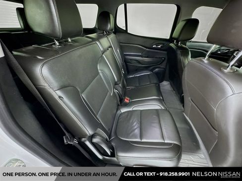Used 2023 GMC Acadia SLT AWD/4WD image 28
