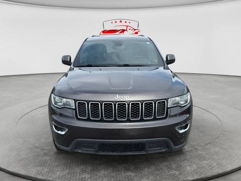 Used 2019 Jeep Grand Cherokee Laredo w/ Laredo X Package RWD image 8