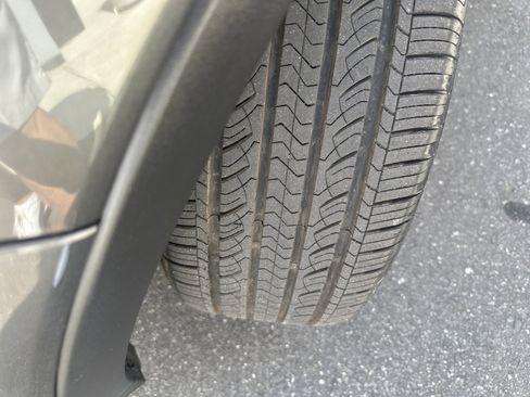 Used 2017 Ford Escape SE FWD image 31