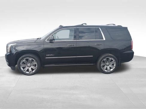 Used 2015 GMC Yukon Denali w/ Premium Package AWD/4WD image 2