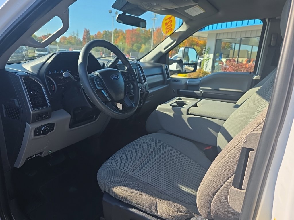 Used 2021 Ford F250 XLT w/ XLT Premium Package AWD/4WD image 23