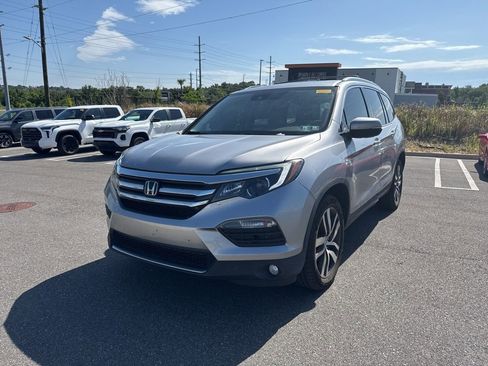 Used 2016 Honda Pilot Touring image 5