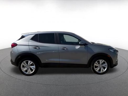 Used 2025 Buick Encore GX Preferred FWD image 16
