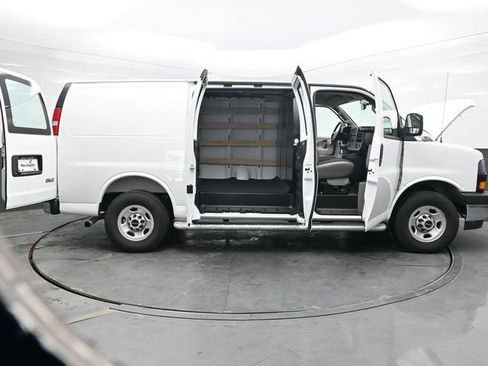 Used 2025 GMC Savana 2500 w/ Driver Convenience Package RWD image 56