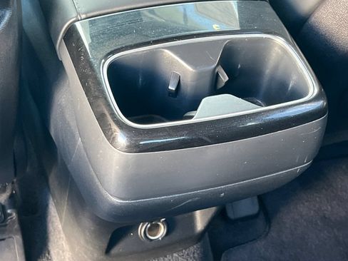 Used 2024 Kia Telluride S FWD image 39