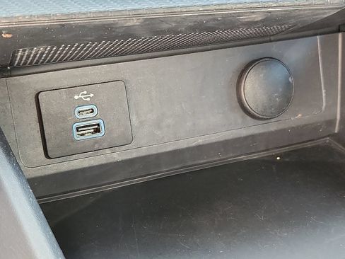 Used 2024 Ford Mustang GT RWD image 13