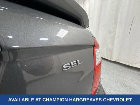 Used 2012 Ford Fusion SEL image 41
