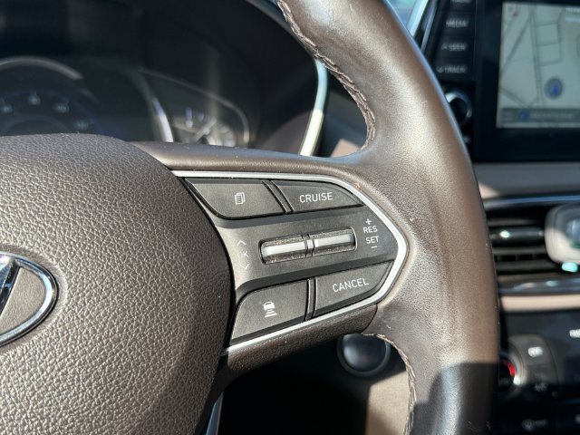 Used 2020 Hyundai Santa Fe Limited FWD image 16