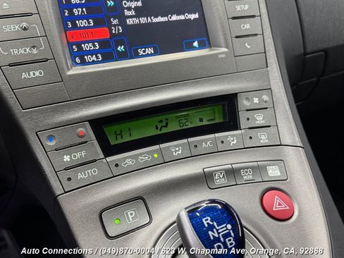 Used 2013 Toyota Prius Two image 30