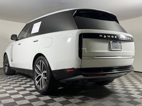 Used 2025 Land Rover Range Rover Autobiography AWD/4WD image 4