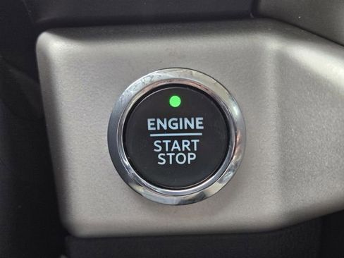 Certified 2022 Ford Expedition XLT RWD image 20