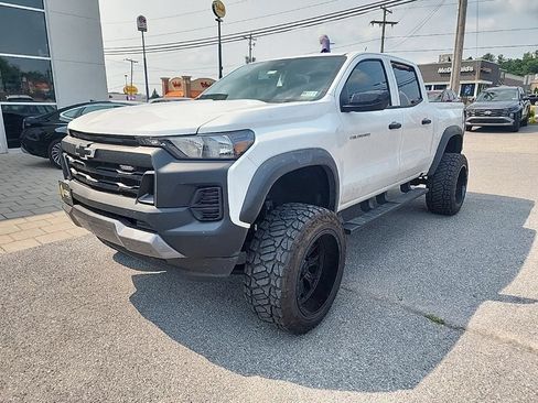 Used 2026 Chevrolet Colorado Trail Boss AWD/4WD image 1