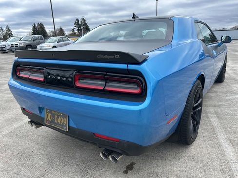 Used 2023 Dodge Challenger R/T w/ T/A Package image 38