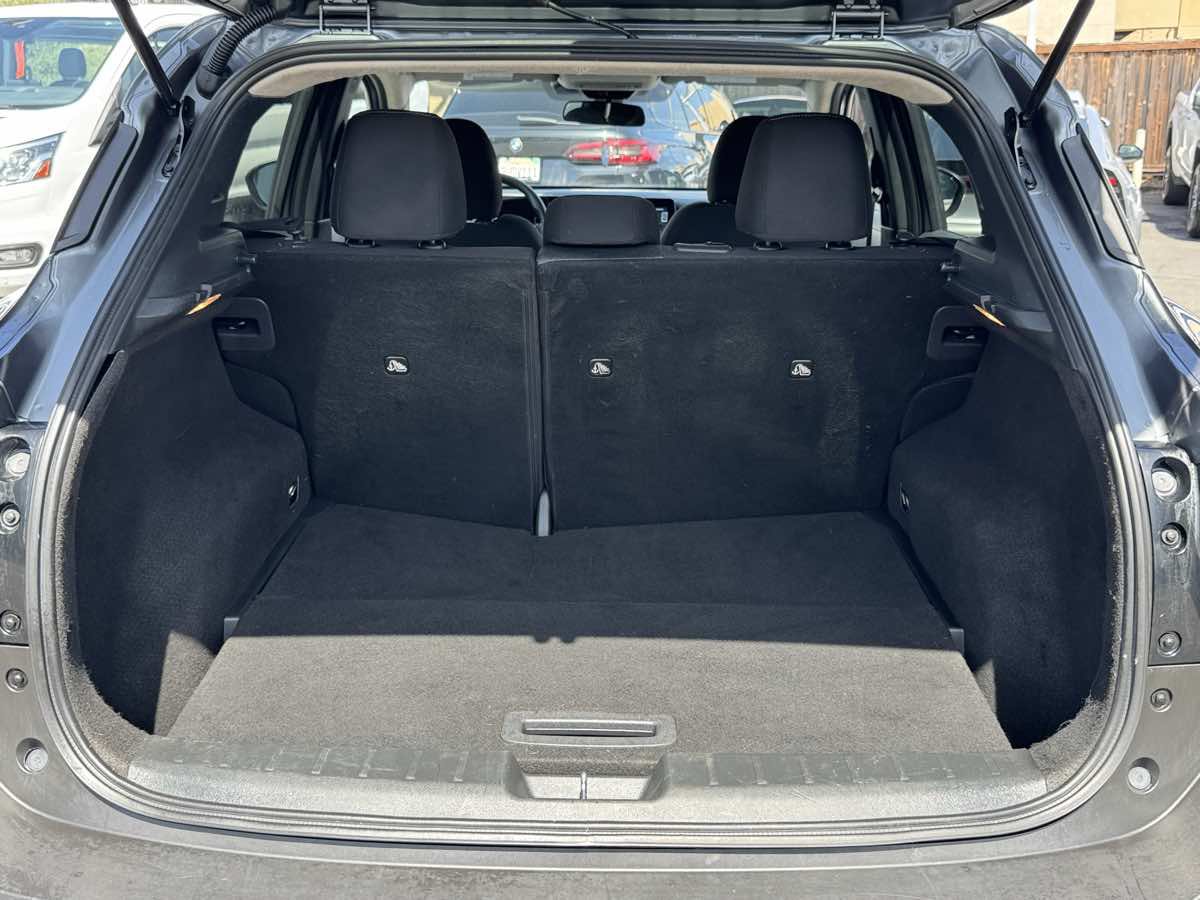 Used 2026 Nissan Kicks SV FWD image 13