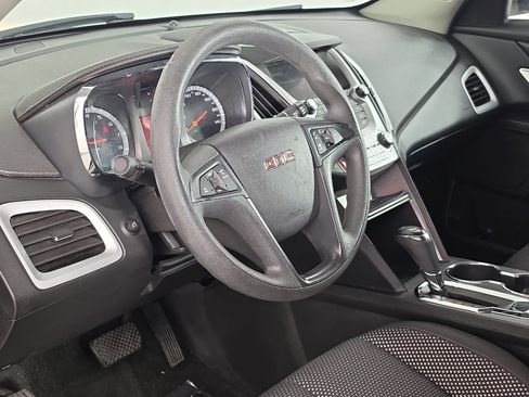 Used 2017 GMC Terrain SLE FWD image 13