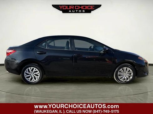 Used 2017 Toyota Corolla LE image 6