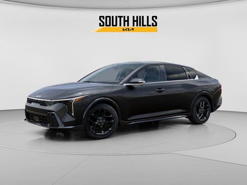 New 2025 Kia K4 GT-Line Turbo image 3