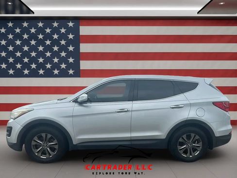 Used 2013 Hyundai Santa Fe Sport FWD image 2