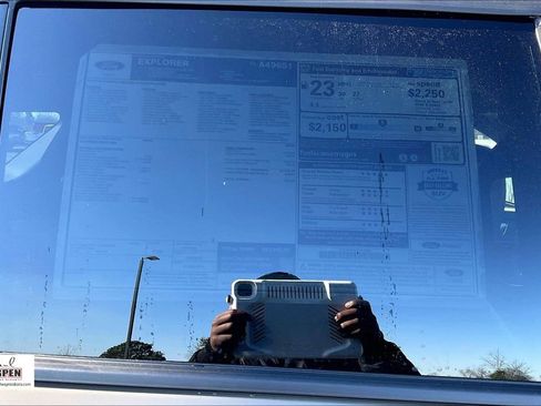 New 2026 Ford Explorer ST-Line w/ ST-Line Street Pack image 14