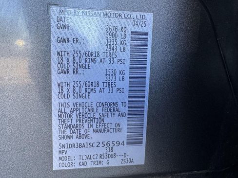Used 2025 Nissan Pathfinder SV FWD image 25