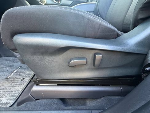 Used 2025 Subaru Ascent Premium AWD/4WD image 22