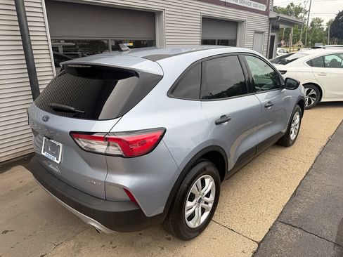 Used 2022 Ford Escape S AWD/4WD image 3
