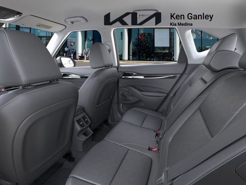 New 2026 Kia Seltos EX image 18