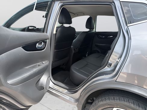 Used 2022 Nissan Rogue Sport SL AWD/4WD image 19
