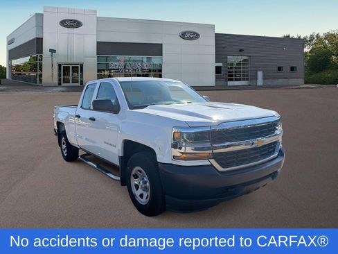 Used 2018 Chevrolet Silverado 1500 W/T AWD/4WD image 2