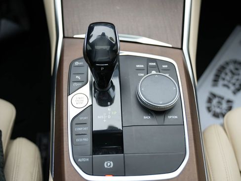 Used 2021 BMW 330i xDrive Sedan w/ Convenience Package image 26