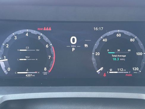 Used 2025 Toyota Tacoma TRD Off-Road AWD/4WD image 18