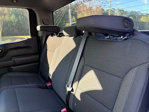 Used 2024 Chevrolet Silverado 1500 Custom Trail Boss w/ LPO, Dark Essentials Package image 15