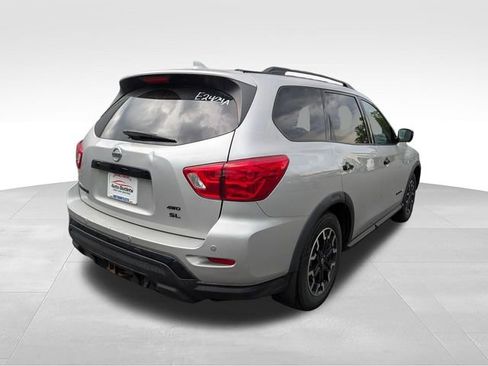 Used 2019 Nissan Pathfinder SL AWD/4WD image 7