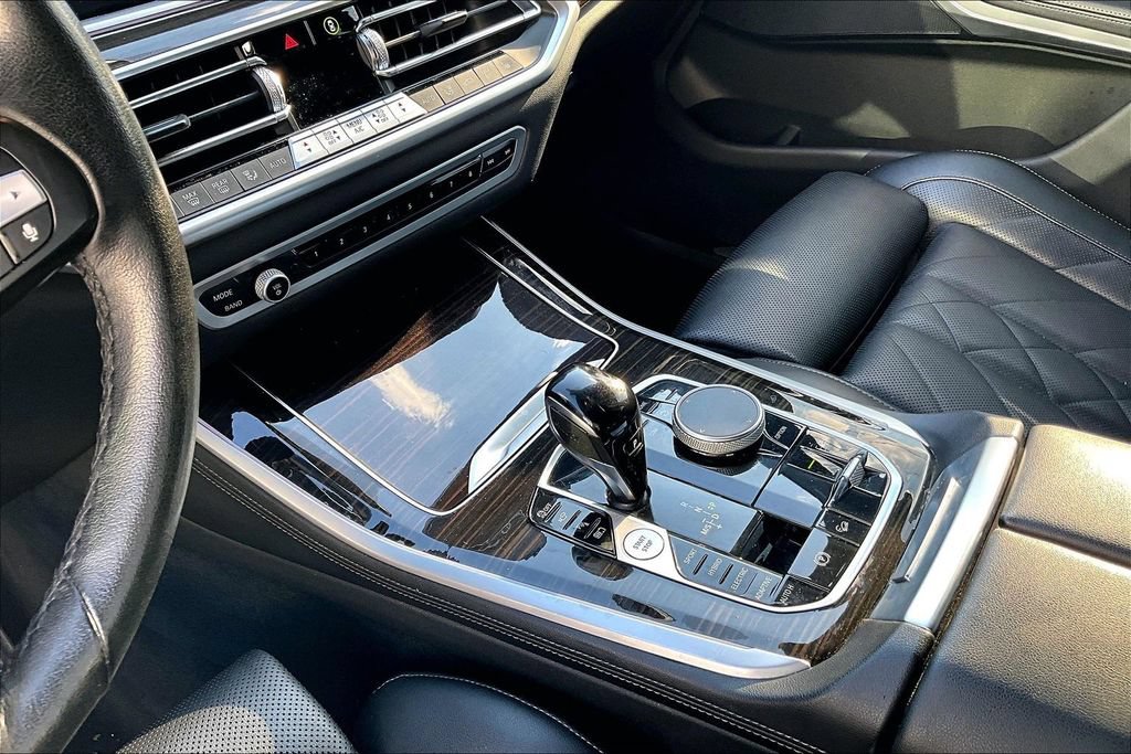 Used 2023 BMW X5 xDrive45e AWD/4WD image 16