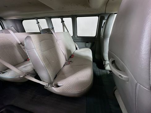 Used 2017 Chevrolet Express 2500 LT w/ LT Preferred Equipment Group image 25