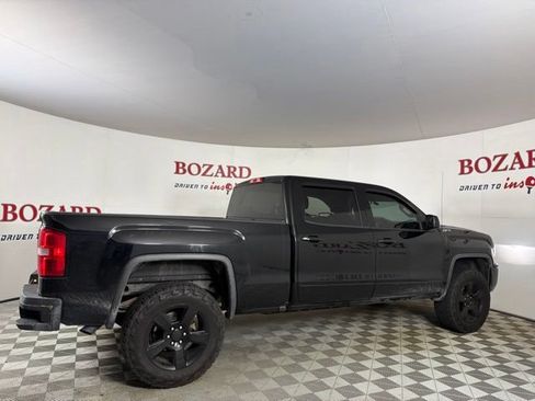 Used 2017 GMC Sierra 1500 SLE w/ Elevation Edition AWD/4WD image 9