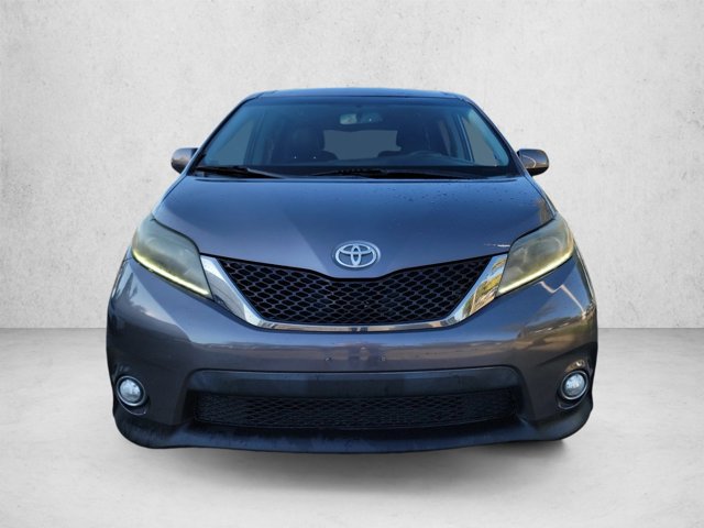 Used 2015 Toyota Sienna SE FWD image 27