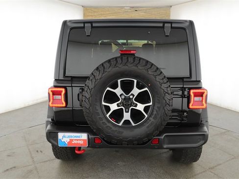 Certified 2022 Jeep Wrangler Unlimited Rubicon w/ Cold Weather Group image 4