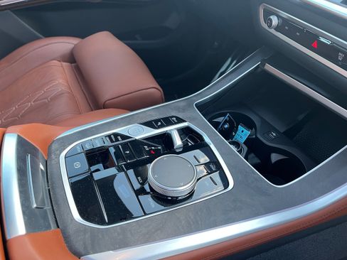 Used 2024 BMW X5 xDrive40i w/ M Sport Package image 16